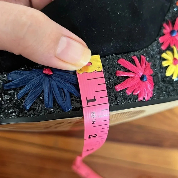 Sparkling Botkier Jesse Platform Wedge Sandals with a Raffia Floral Design - 9.5 - Picture 14 of 14